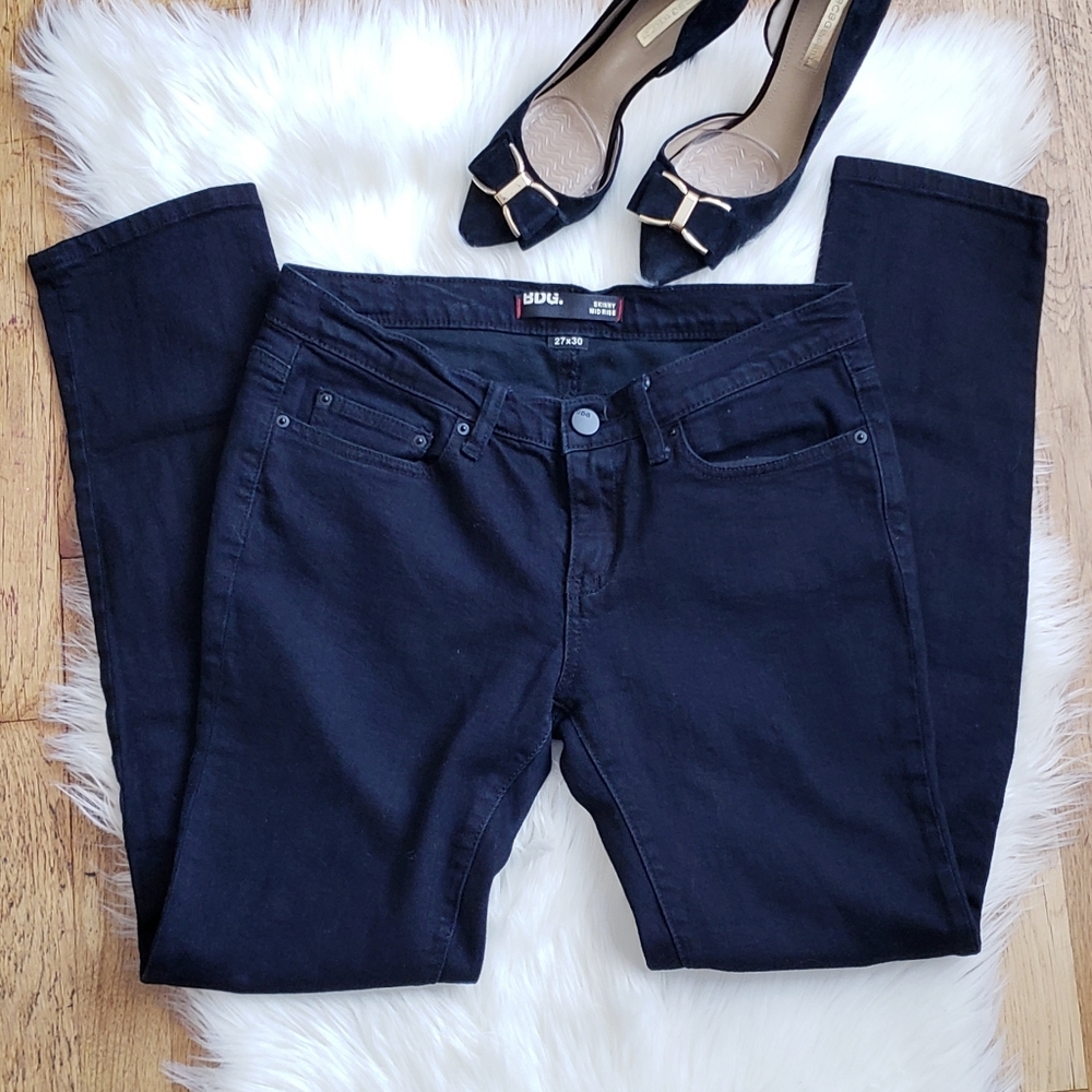 BDG skinny midrise size 27